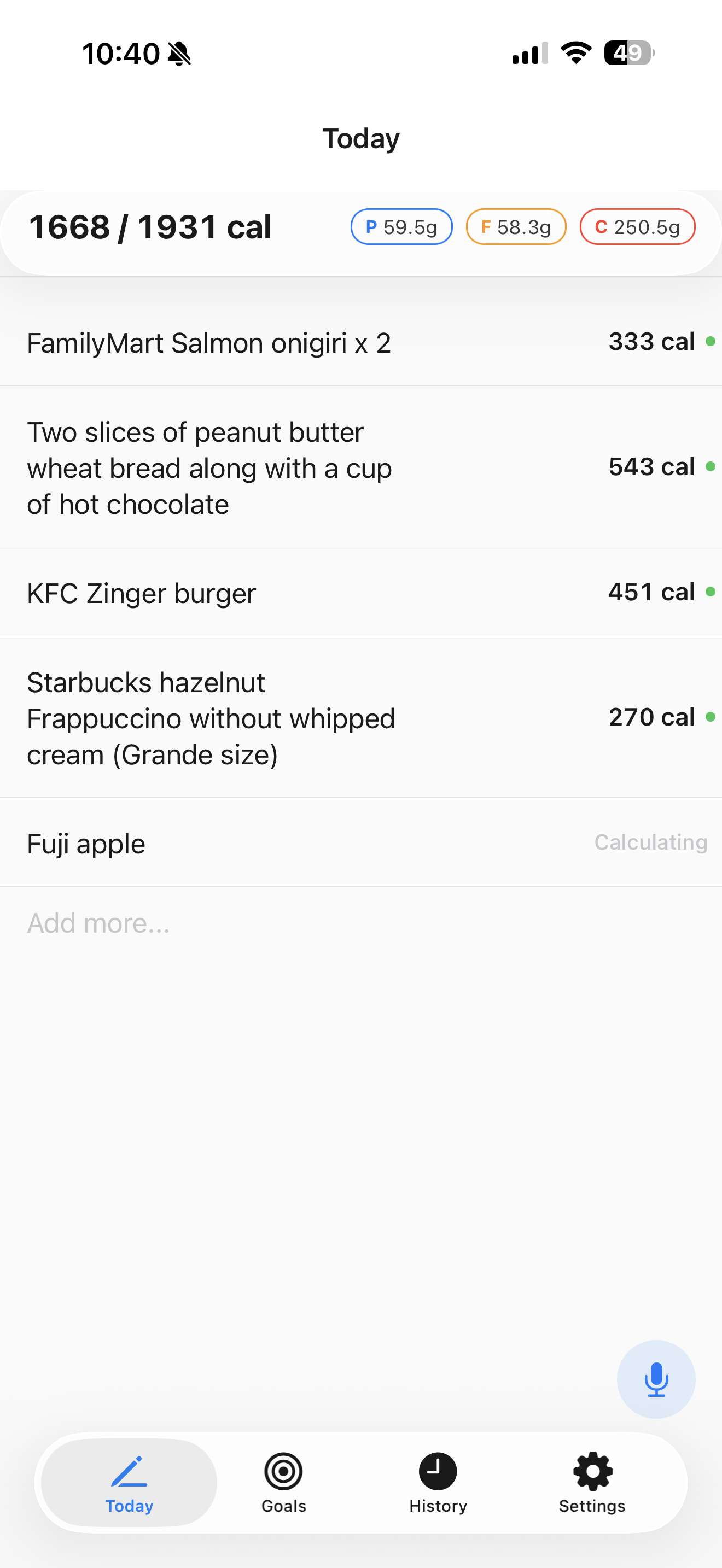 NoshNotes app showing the split-screen food editor with AI calorie tracking